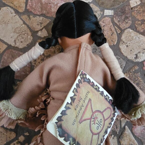 Vintage 1998 Sandy Dolls Native American Series Doll With Tag - Picture 10 of 13